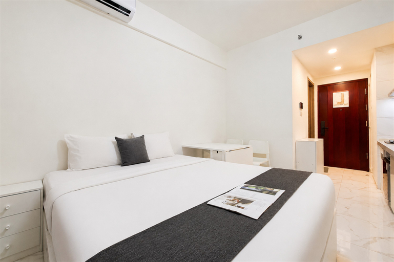 Bedroom 4, Bright and Warm Studio Room at Apartment Sky House BSD By Travelio, Tangerang Selatan