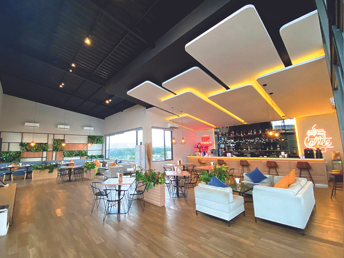 Food & Drinks 1, Front One King Hotel Tuban, Tuban