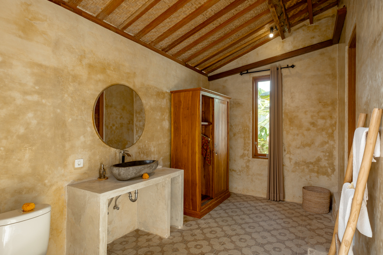 Bathroom 5, Pucuk Ubud Villa, Gianyar