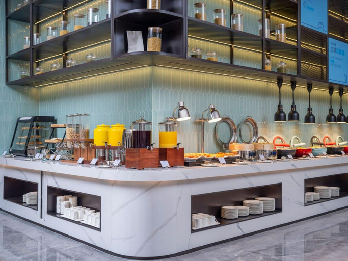 Food & Drinks 4, Holiday Inn Express CHONGQING CENTRAL PARK by IHG, Chongqing