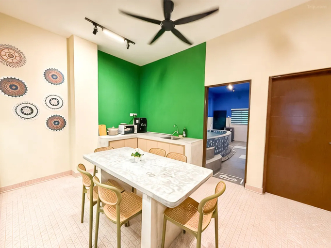 Others 4, Ipoh Indoor Pool House | BBQ • Mahjong | 16 people, Kinta