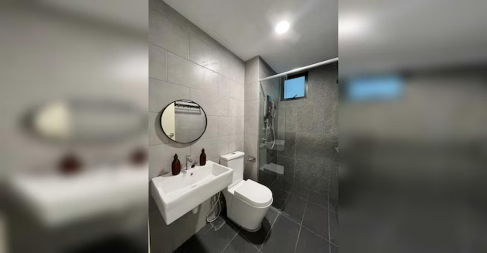 Bathroom 4, Collection O Meta City Residences, Seri Kembangan