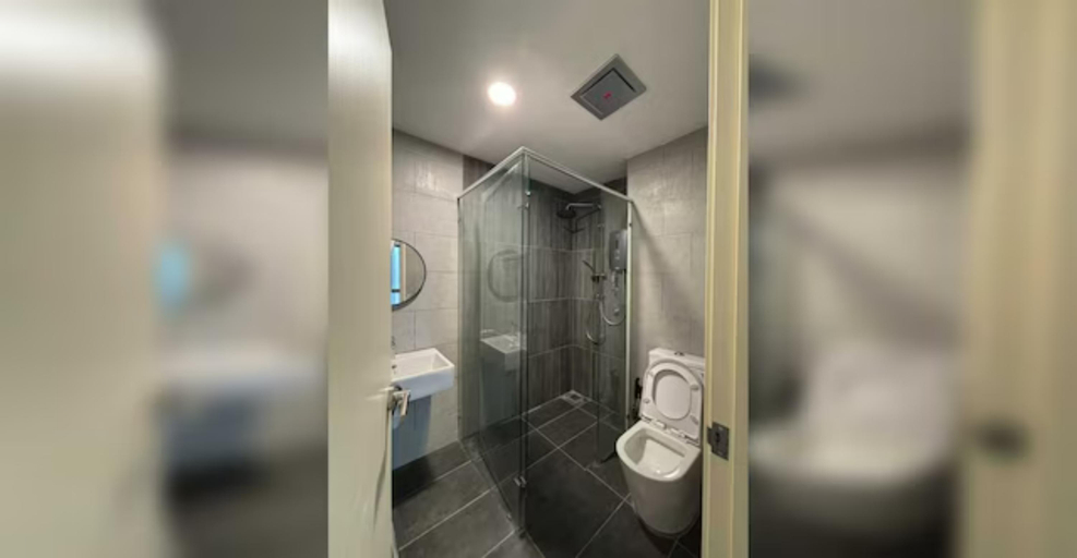 Bathroom 2, Collection O Meta City Residences, Seri Kembangan