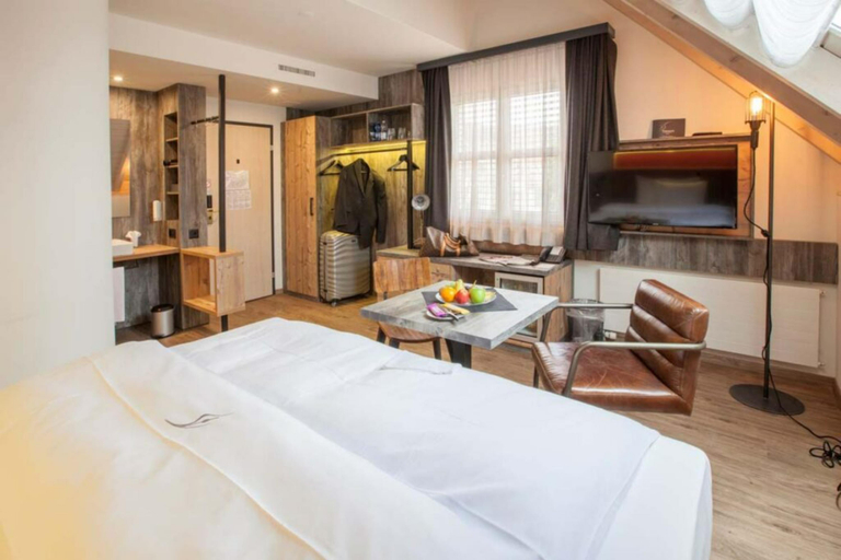 Bedroom 4, Boutiquehotel Thessoni Classic Zurich, Dielsdorf
