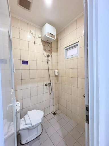 Bathroom 4, Daima Syariah Mansion, South Jakarta