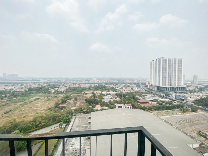 Other View & Surrounding, Airy Minimalist Studio at Apartment Azalea Suites By Travelio, Cikarang