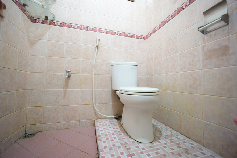 Bathroom 5, Rehat at Pondok Betah, Bandung