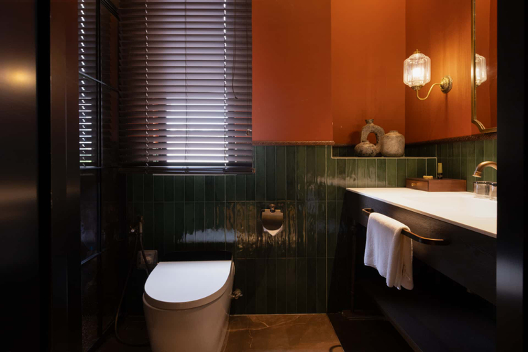 Bathroom 5, The Seven Star Hotel, Kuala Lumpur