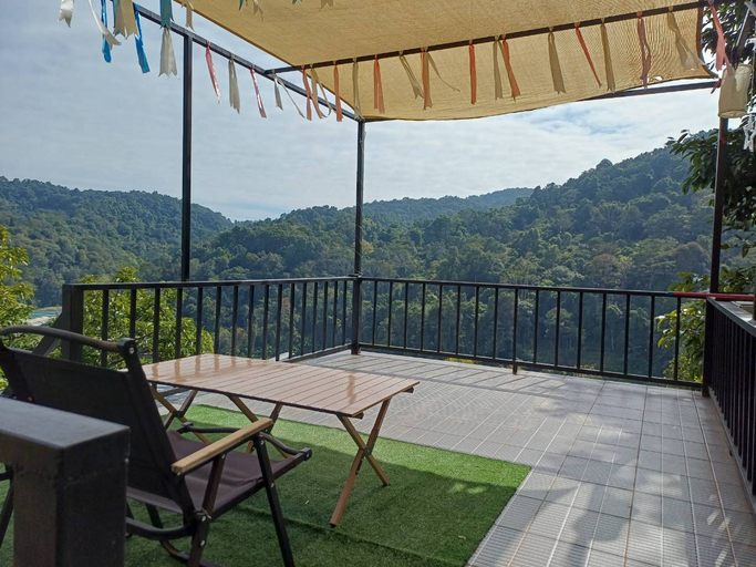 Exterior 3, Monsamreudu, Mae Rim