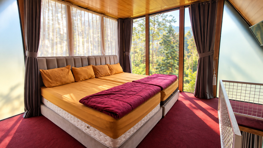 Bedroom 2, The Lawu Park, Karanganyar