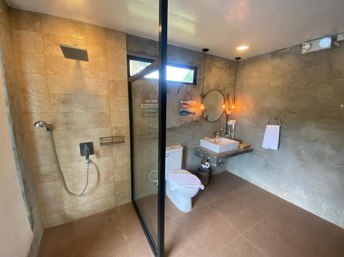 Bathroom 4, Mountain Lake Resort, Lumban