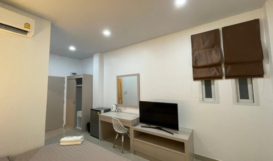 Others 3, Hada House near Yanhee Hospital, Bang Plad