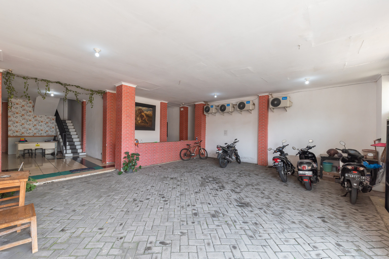 Others 5, RedDoorz near Plaza Araya Malang, Malang