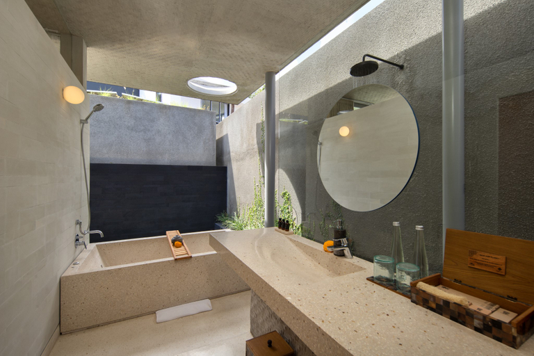 Bathroom 5, Atap Beach Resort Canggu by Ini Vie Hospitality, Badung