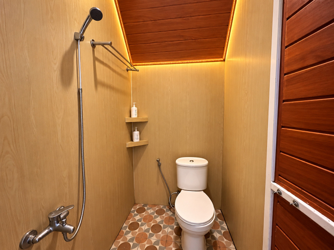 Bathroom 5, Tawangmangu Wonderpark, Karanganyar