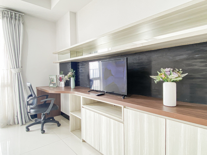 Bedroom 4, Bright and Pleasant Studio at Apartment Azalea Suites By Travelio, Cikarang