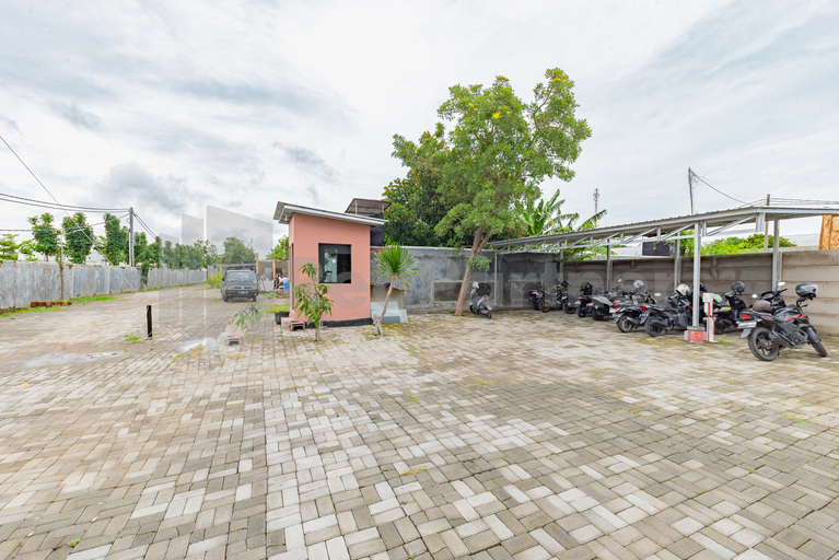 Others 4, Zumo Home Tegal Mitra RedDoorz, Tegal