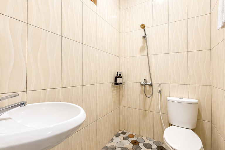 Bathroom 4, Kampung Abdi Resort Syariah Mitra RedDoorz, Bogor