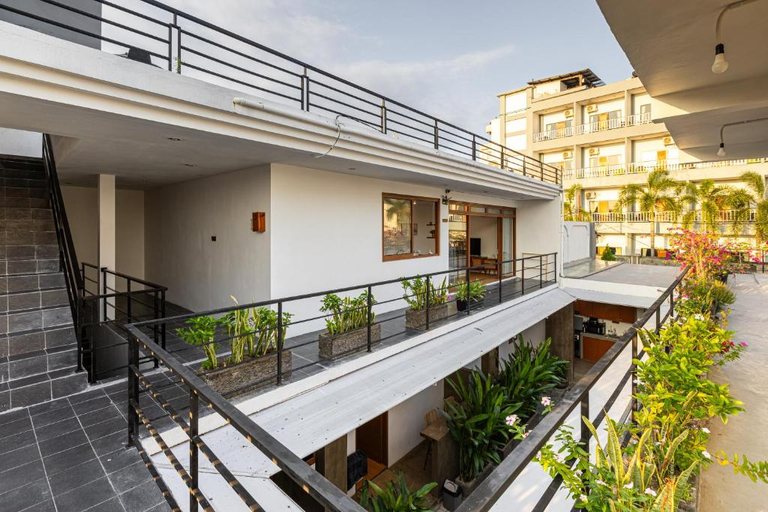 Exterior & Views 1, SNUG Kuta, Badung