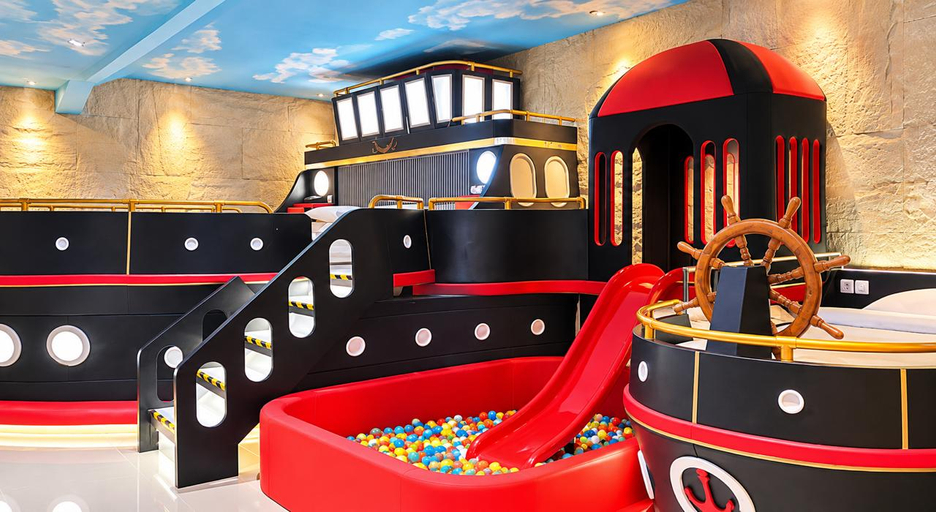 Family & Kids 5, Avery De'Grand City Hotel Bandung, Bandung