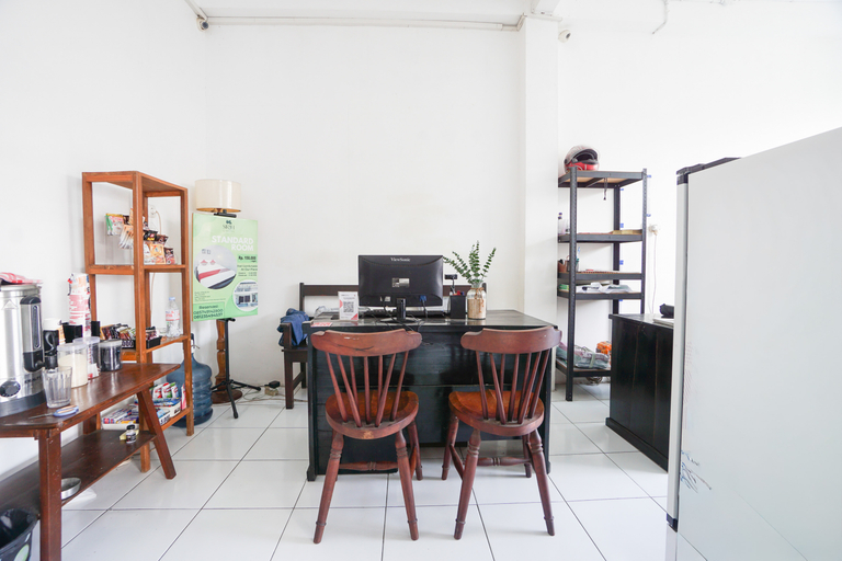 Others 5, RedDoorz @ Sirih Gading Guest House Tulungagung, Tulungagung