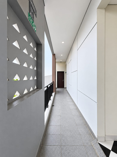 Hallway 3, Aloevera Hotel, Pontianak