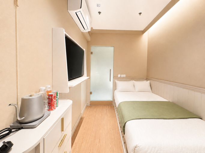 Others 5, Aura Opera House Chinatown, Stay from 9PM to 8AM, Singapore