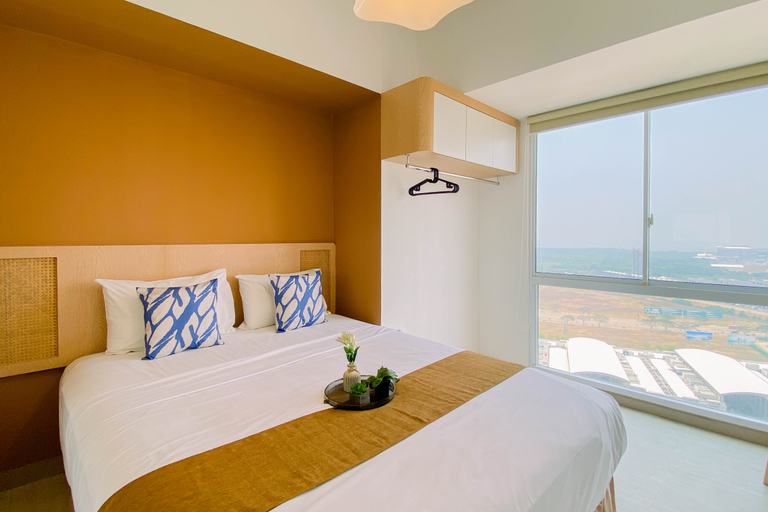 Bedroom 5, Well Designed 2BR at Apartment Tokyo Riverside PIK 2 By Travelio, Tangerang