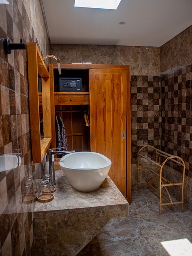 Bathroom, Dapha Eco Lodge Lovina, Buleleng