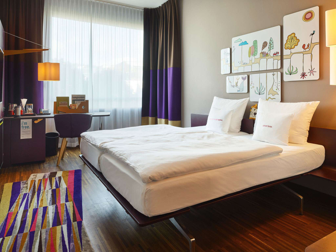 Bedroom 5, 25hours Hotel Zurich West, Zürich