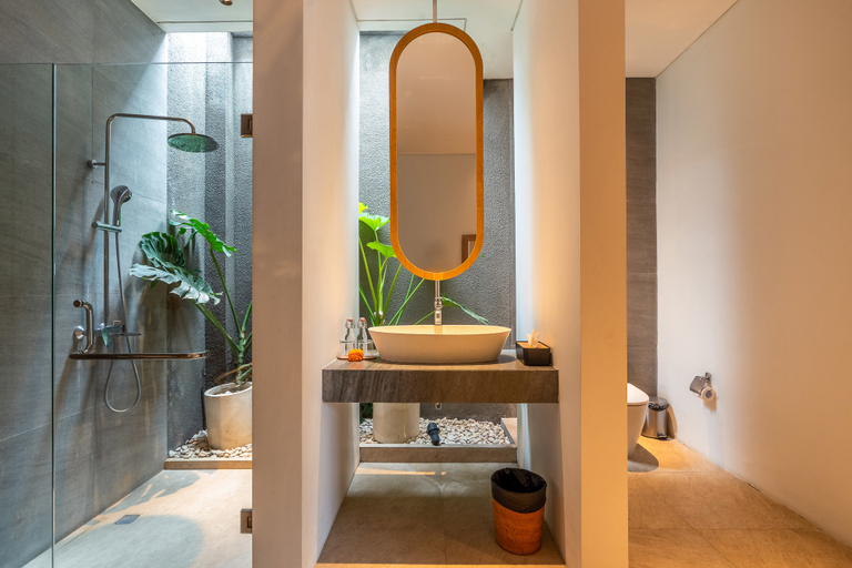 Bathroom 4, Silk Umalas by Nagisa Bali, Badung