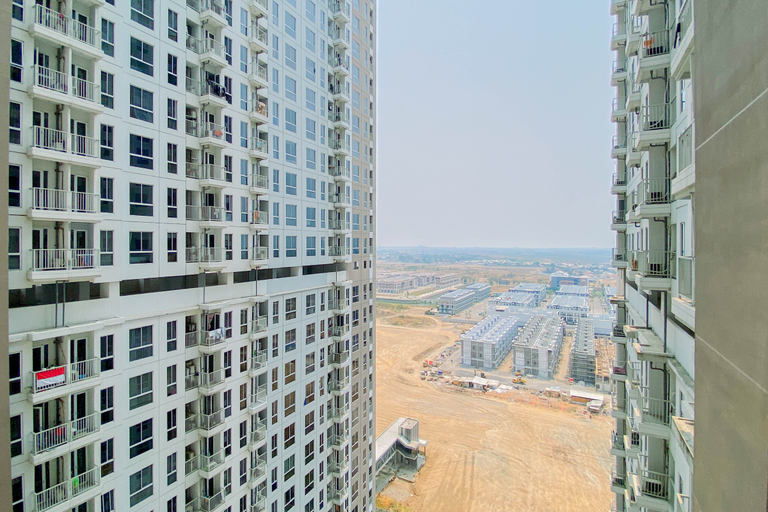 Exterior 3, Simply and Minimalist Studio at Apartment Tokyo Riverside By Travelio, Tangerang