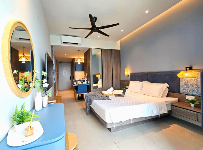 Bedroom 2, Langkawi Assana Tropicana Cenang Beachfront Apartment, Langkawi