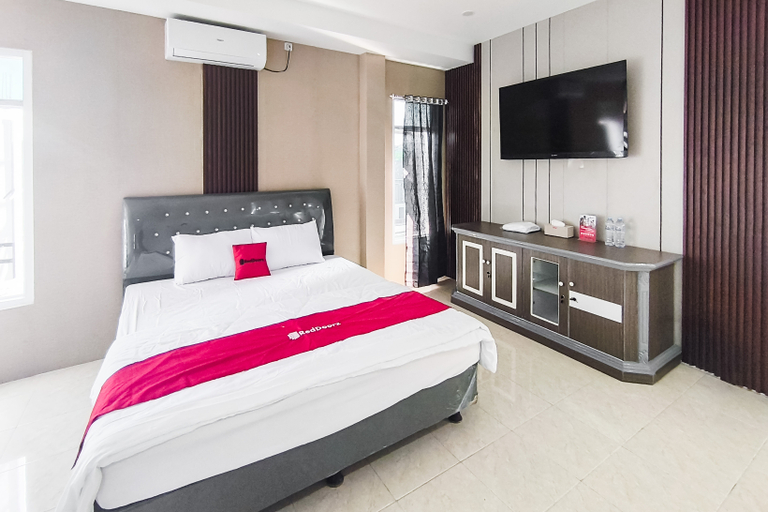 Bedroom 4, RedDoorz @ Ruby Residence Tanjung Bunga Makassar, Makassar