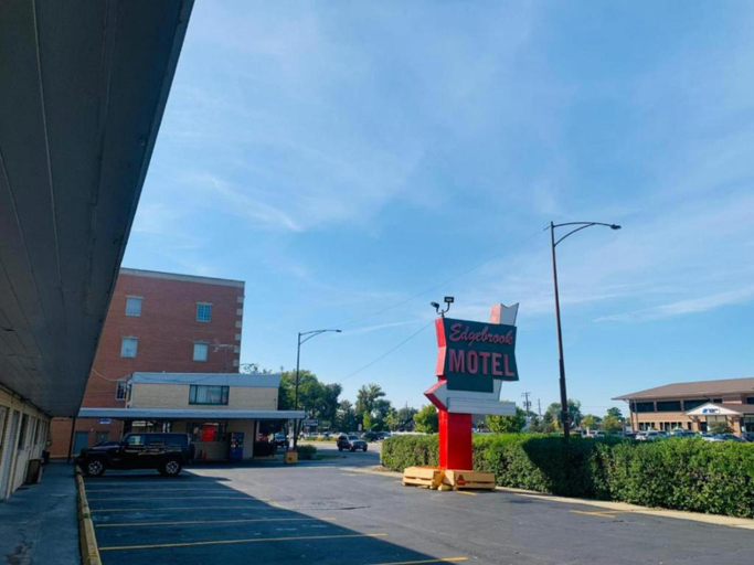 Others 2, MOTEL EDGEBROOK CHICAGO NORTH SHORE  BY OYO, Cook