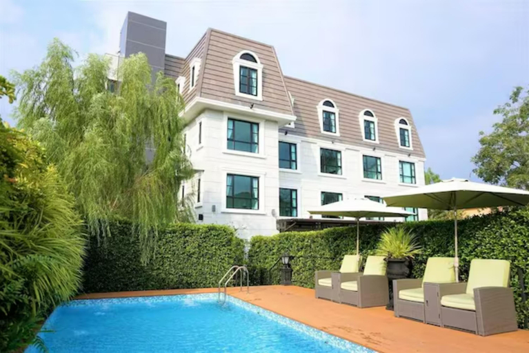 Swimming Pool 4, Palette Marquise Boutique Hotel, Muang Rayong