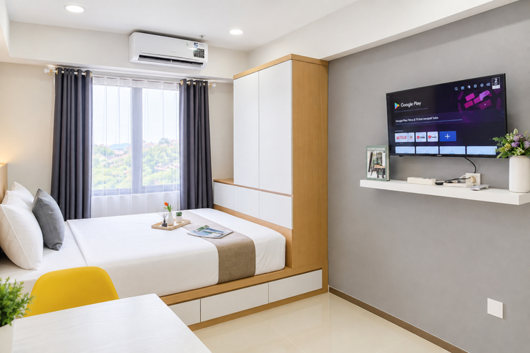 Bedroom 5, Homey Warm Studio Room at Apartment Meikarta District 2 By Travelio, Cikarang