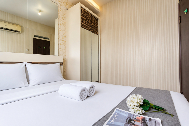Bedroom 4, Cozy and Modern Look 2BR at Apartment Suites @Metro By Travelio, Bandung