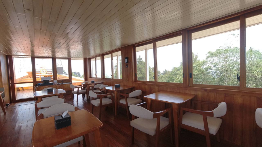 Restaurant 4, Batara White House, Tana Toraja