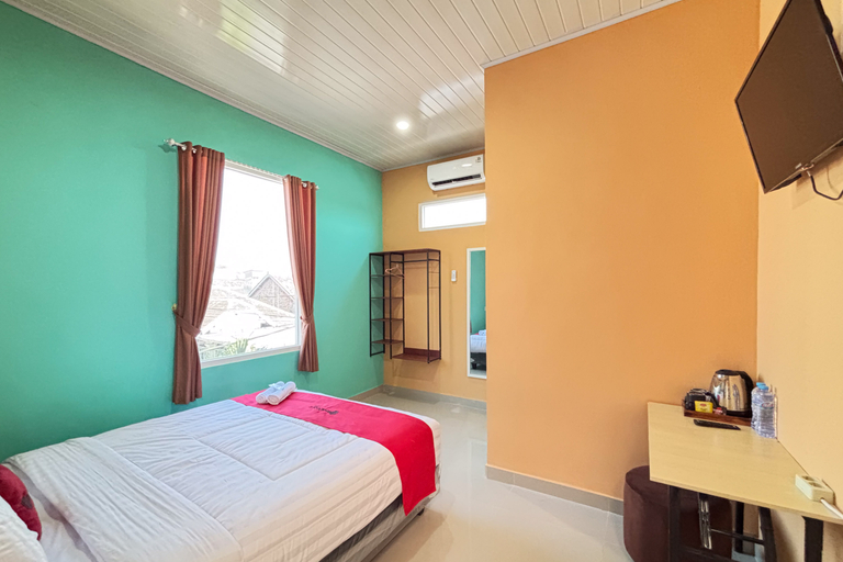 Bedroom 2, RedDoorz Syariah near PSC Madiun, Madiun