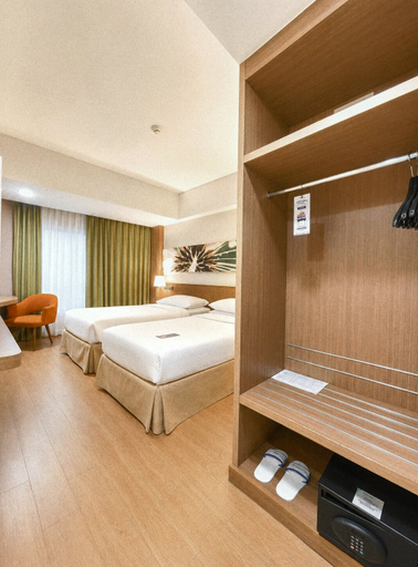 Bedroom 4, Soll Marina Hotel Serpong, Tangerang Selatan