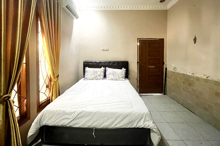 Bedroom 3, Hostel Garuda Bandara Palembang RedPartner, Palembang