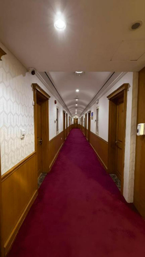 Hallway 4, Palette Elite Jonrad Hotel, Dubai
