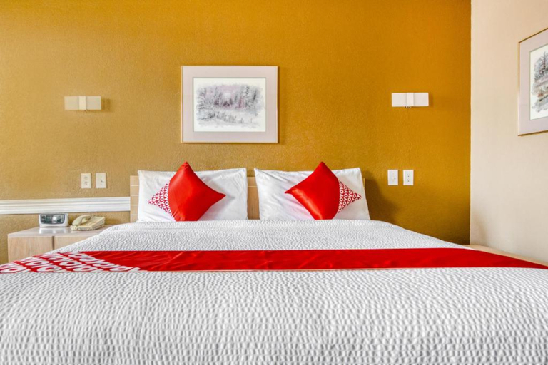 Bedroom 3, OYO Hotel Wichita Falls - Downtown, Wichita