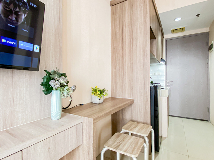 Bedroom 5, Timeless and Bright Studio at Apartment Vasanta Innopark By Travelio, Cikarang