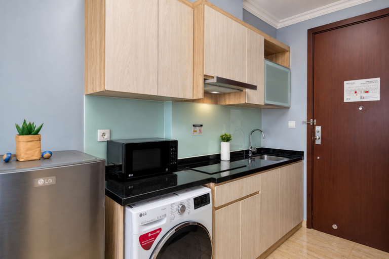 Others 3, Sleek and Warm Studio at Apartment Menteng Park By Travelio, Central Jakarta