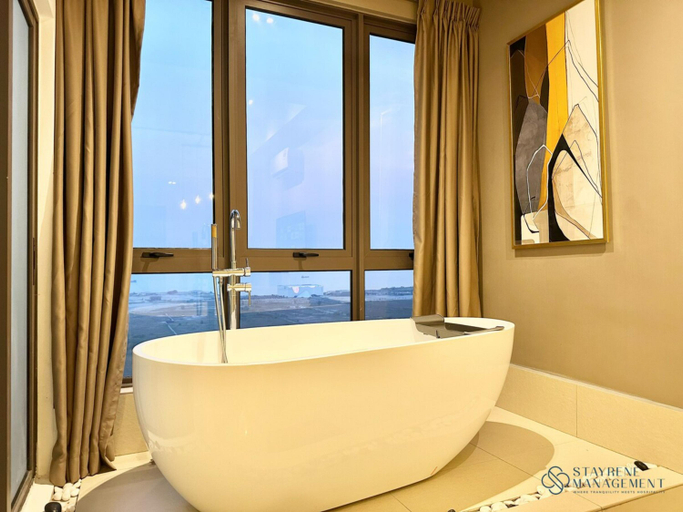 Bathroom 2, Bali Sea View Residences Melaka at Stayrene, Malacca City