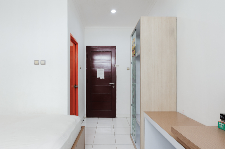 Others 3, Urbanview Hotel Niraz Banjarmasin by RedDoorz, Banjarmasin
