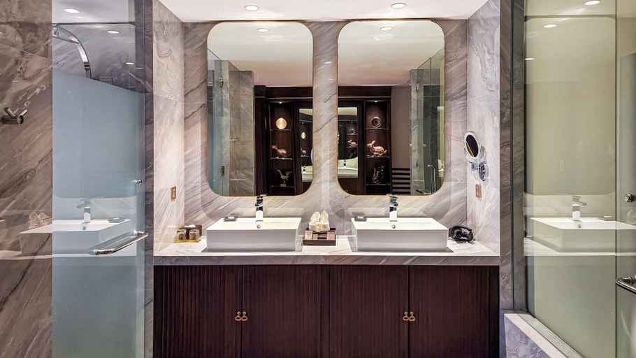 Bathroom 5, Borei Angkor Resort & Spa, Siem Reap