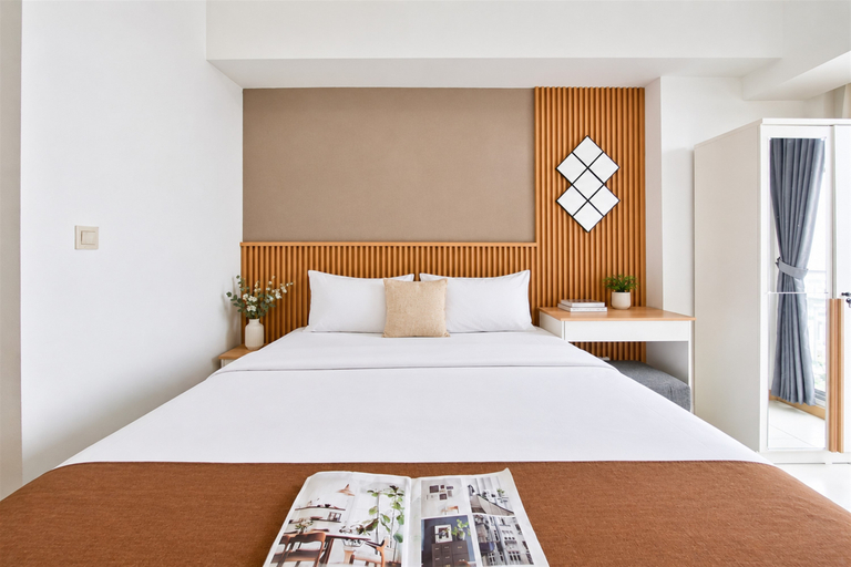 Bedroom 2, Strategic and Homey Studio at Apartment M-Town Residence By Travelio, Tangerang
